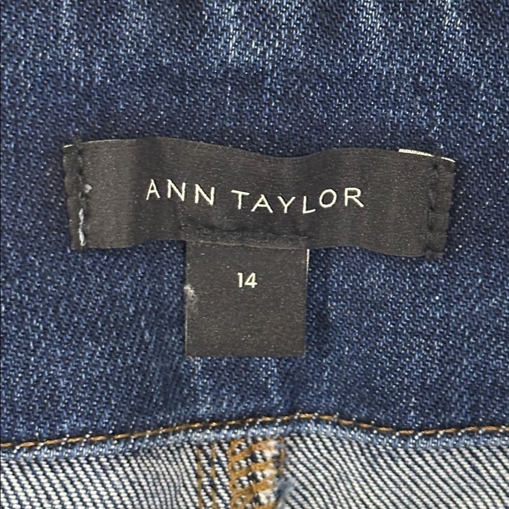 Ann Taylor High Waisted Easy Care Straight Jeans Size 14 #1 - Picture 10 of 12